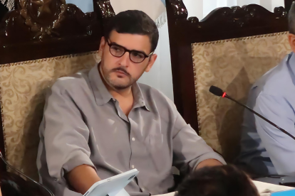 El alcalde Aquiles Álvarez es investigado por presunto comercio irregular de hidrocarburos.