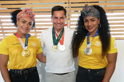 Neisi Dajomes (i), Jefferson Pérez (c) y Tamara Salazar han alcanzado medallas olímpicas para el país.