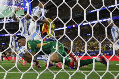 Emiliano "El Dibu" Martinez es el arquero de Argentina.