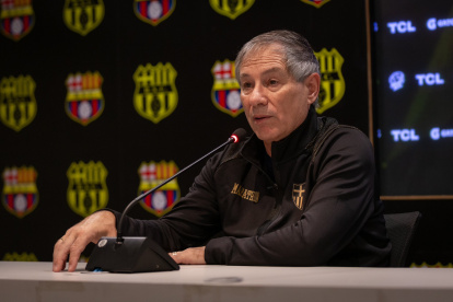 Ariel Holan entrenador de Barcelona, que ahora va por la Copa Sudamericana.