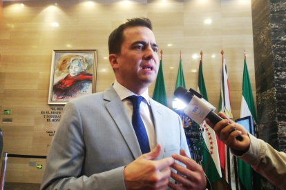 El correísmo utilizará la comparecencia de Terán para demostrar que hay persecución política en contra de Rafael Correa, según un legislador de la Revolución Ciudadana.