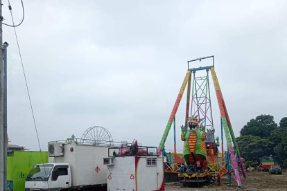 Quevedo. Los juegos mecánicos ya llegaron a la parroquia.