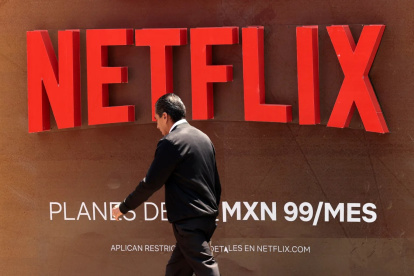 Fotografía de archivo de un logotipo de la plataforma Netflix en la Ciudad de México (México).