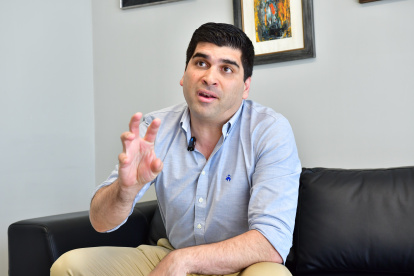 Sonnenholzner participó en las elecciones presidenciales anticipadas de 2023.