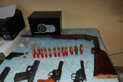 Se trata de dos personas de nacionalidad ecuatoriana.