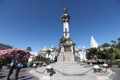 Delincuentes se sustrajeron una pieza patrimonial del Monumento de la Independencia