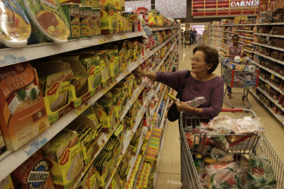 En la actualidad, este beneficio se otorga a través de varios supermercados ya autorizados.