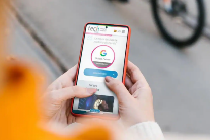 La plataforma Trustpilot recogió más de 2.500 reseñas de alumnos de decenas de países.