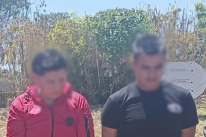 Dos personas fueron aprehendidas por su implicación en el delito de tráfico de drogas.