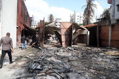 Daca. Un área con serios daños tras las violentas protestas.