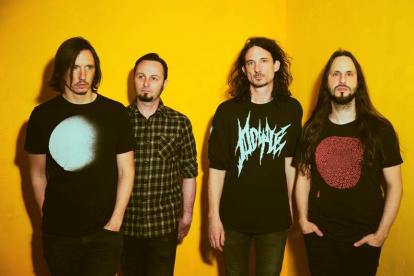 Mario Duplantier, Jean-Michel Labadie, Joe Duplantier y Christian Andreu forman la agrupación francesa de metal extremo Gojira.