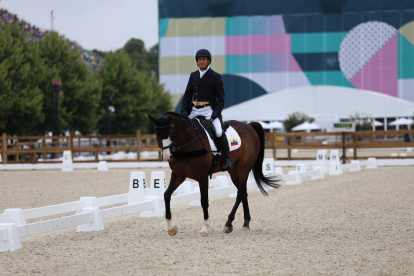El jinete ecuatoriano Ronald Zabala con su binomio Forever Young Wundermaske.