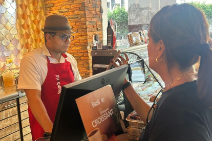 Los negocios apuestan por los medios de pagos digitales.