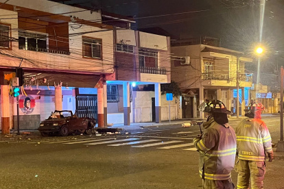 Un coche bomba explotó en las calles Pichincha y Ayacucho, centro de Machala.