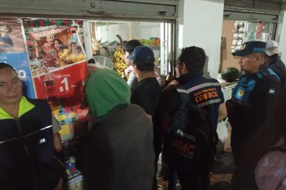 La AMC realizó operativos en la parroquia rural de Quito.