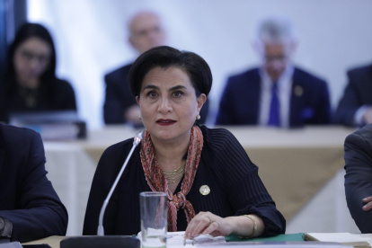 La canciller ecuatoriana, Gabriela Sommerfeld, durante su comparecencia en la Comisión de Fiscalización de la Asamblea Nacional.