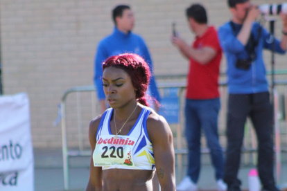 Aimara Nazareno es una de las promesas del atletismo ecuatoriano