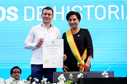 Urresta. Acusa a la canciller de transferir acciones de una empresa en Panamá a su hijo en octubre de 2023.