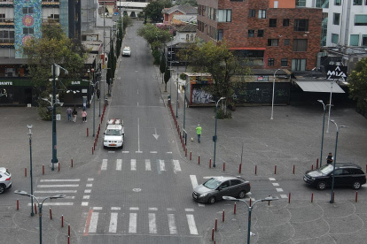 El control de los límites de velocidad en Quito ha generado opiniones que dividen a la ciudadanía.