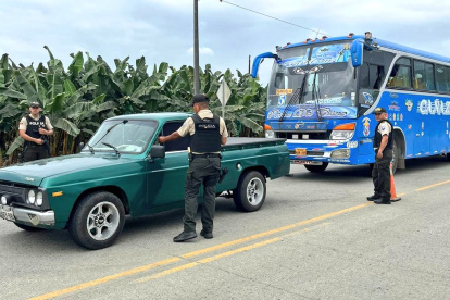 El asalto se produjo en el cantón de Guayaquil, a donde se habían desplazado para reparar un atunero.