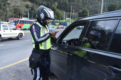 Los controles se retomarán este martes 6 de agosto en las vías de Quito