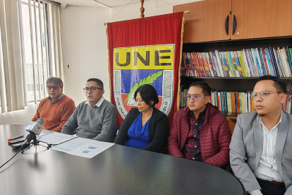 La UNE exige que se aplique un plan de reinserción escolar.