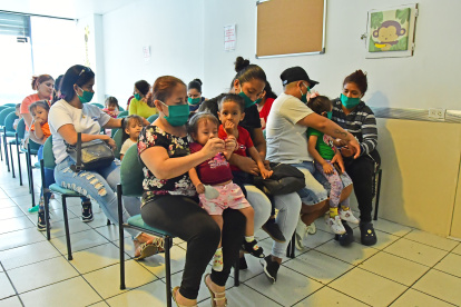 La ONG brinda servicios médicos a niños y combate la Desnutrición.