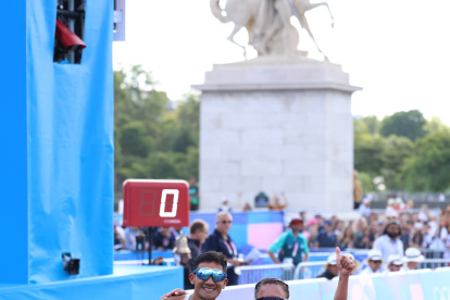 La dupla de ecuatorianos de Daniel Pintado y Glenda Morejón como medallistas de plata de los Juegos Olímpicos París 2024.