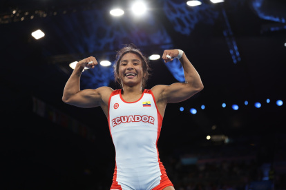 Lucía Yépez festejó haber conseguido el boleto a la final de lucha libre femenina en los Juegos de París 2024