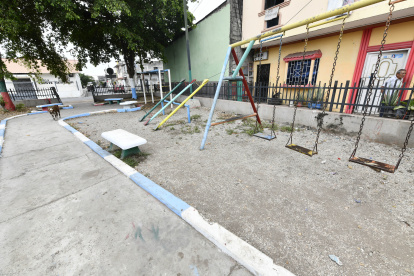 El municipio dispuso el despeje y limpieza de este parque, que estaba repleto de repuestos mecánicos