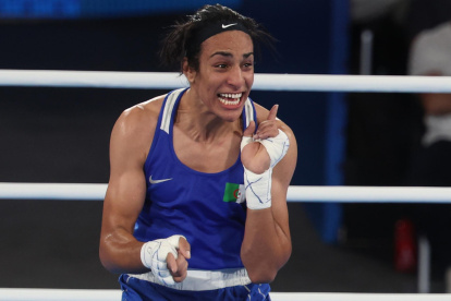 La boxeadora argelina Imane Khelif durante los Juegos de París 2024.