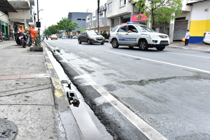 El ciudadano fue rescatado por miembros de la Policía Nacional.