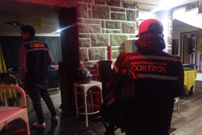 El night club está ubicado en el sector de La Coruña, norte de Quito.