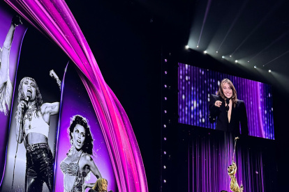 Miley Cyrus se convierte en la Leyenda Disney más joven de la historia