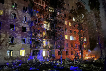 Imagen de los escombros de un edificio en Kursk, Rusia, el 11 de agosto de 2024.