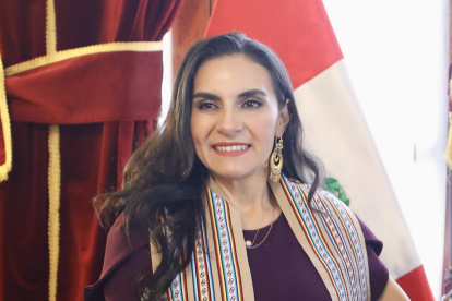 La vicepresidenta Verónica Abad presentó una denuncia en el TCE en contra de Daniel Noboa y tres de sus funcionarios de Gobierno.