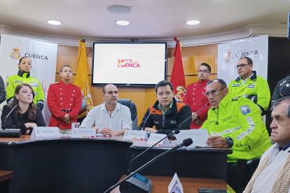 Hecho.  El centro se llenó de turistas y locales que fueron testigos de las actividades artísticas desarrolladas.