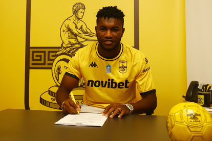 José Cifuentes firmó su vínculo con Aris Salónica de Grecia