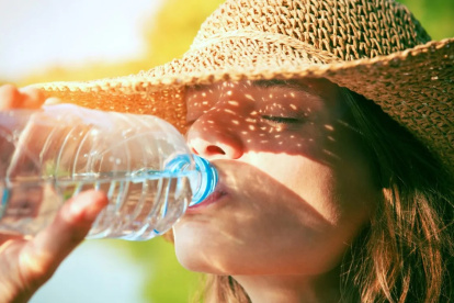 Salud. Es vital ingerir agua y evitar las enfermedades.