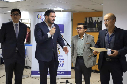 El presidente del CPCCS, Andrés Fantoni, durante el sorteo.