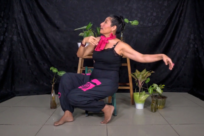 El sábado 17 (18:00) y domingo 18 de agosto (12:oo), en Espacio Muégano, Alejandra Arboleda presenta el espectáculo de narración oral "Cuento de elefantes y otros gigantes"