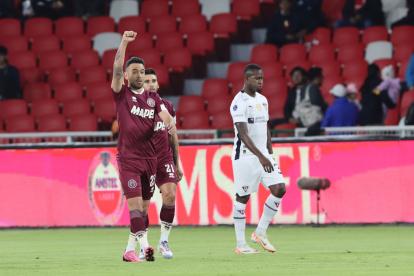 Los jugadores hicieron visible su descontento por el resultado.