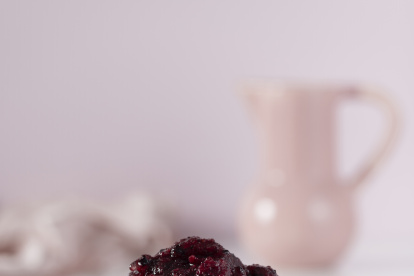 Incorporar la mora en tu dieta diaria es sencillo y puede aportar numerosos beneficios para la salud.