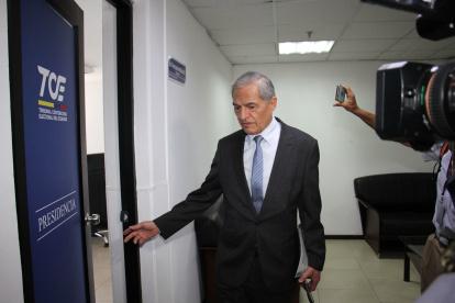 El presidente removido del Contencioso Electoral, Fernando Muñoz.