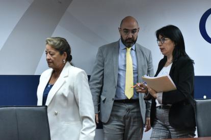 Los vocales: Yolanda Yupangui (izquierda), Mario Godoy y Solanda Goyes informaron que esperan los resultados de la Contraloría sobre el concurso para la Corte Nacional.