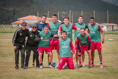 Deportivo Cuenca alista el equipo para medirse ante Universidad Católica