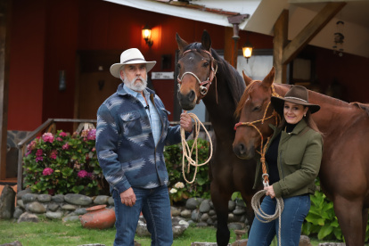 Conoce a Santiago Malo más allá de su rol como gobernador del Azuay. Un vistazo a su vida en el campo, su rancho y su conexión con la naturaleza.