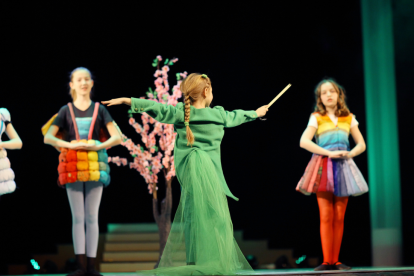 Referencial de visita al teatro en Guayaquil.