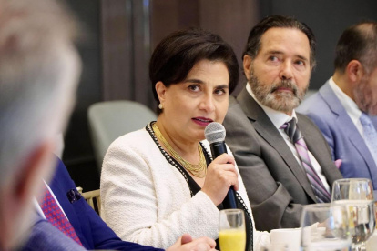 La canciller ecuatoriana ha detallado que el equipo diplomático que acompaña en Israel a la vicepresidente no se ha trasladado a Turquía.