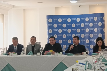 En conversatorio con los medios representantes de la Arquidiócesis de Quito dieron detalles sobre el Congreso Eucarístico Internacional